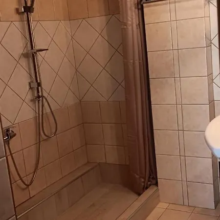 4seasons Apartment